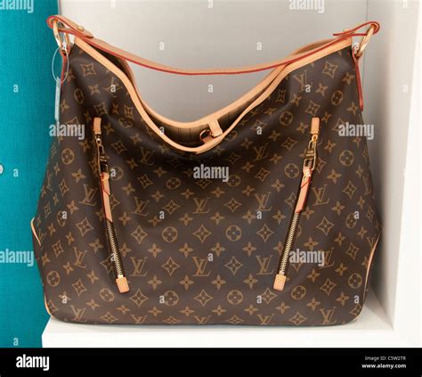 louis vuitton taschen online shop gefälscht|louis vuitton umhängetasche.